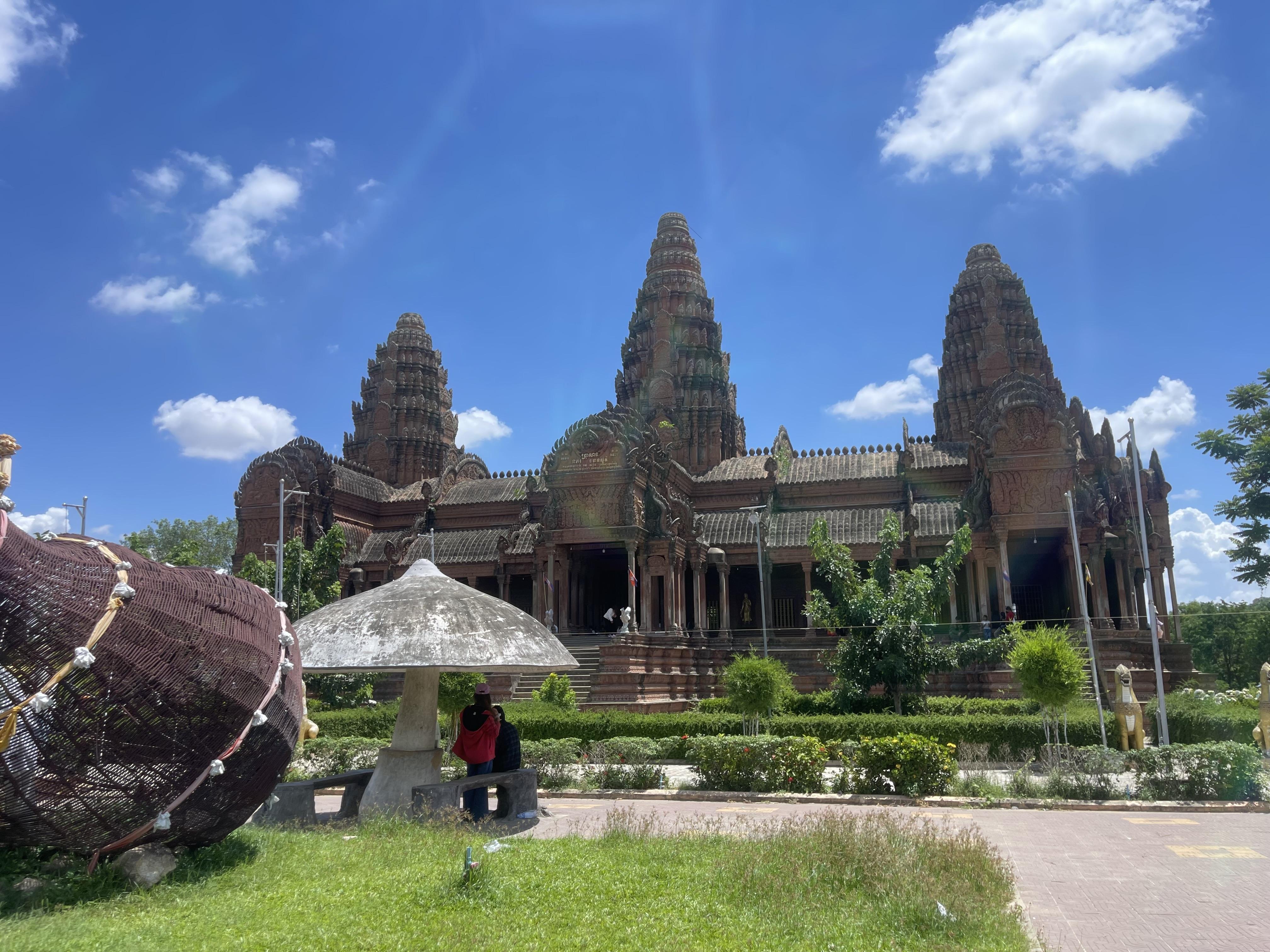 ពត៌មានសង្គមគ្រប់ប្រភេទ