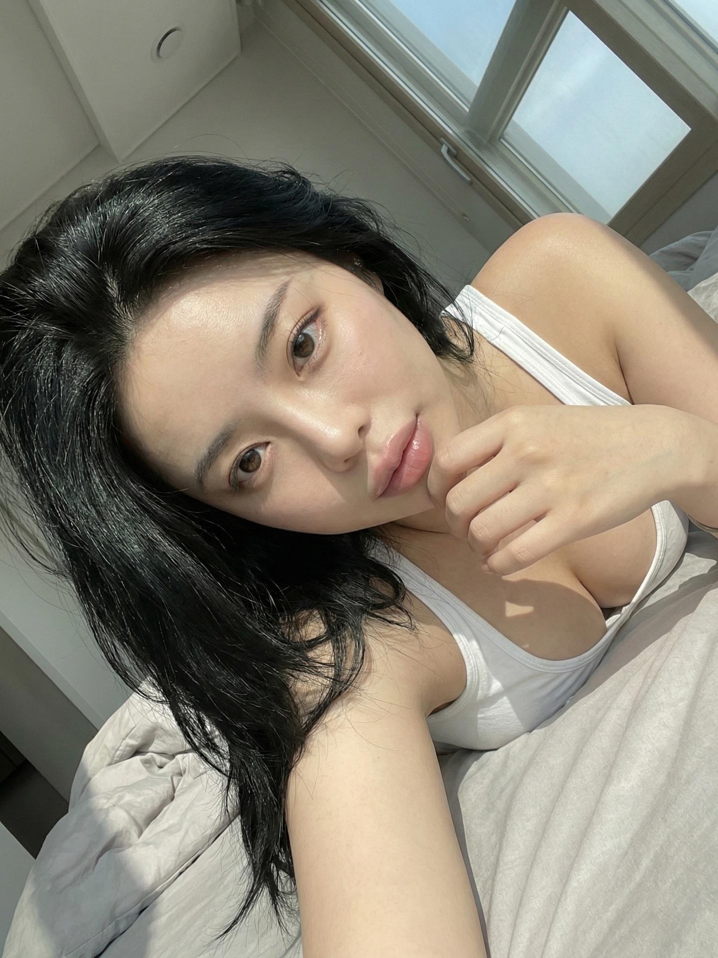 Hana Minji 