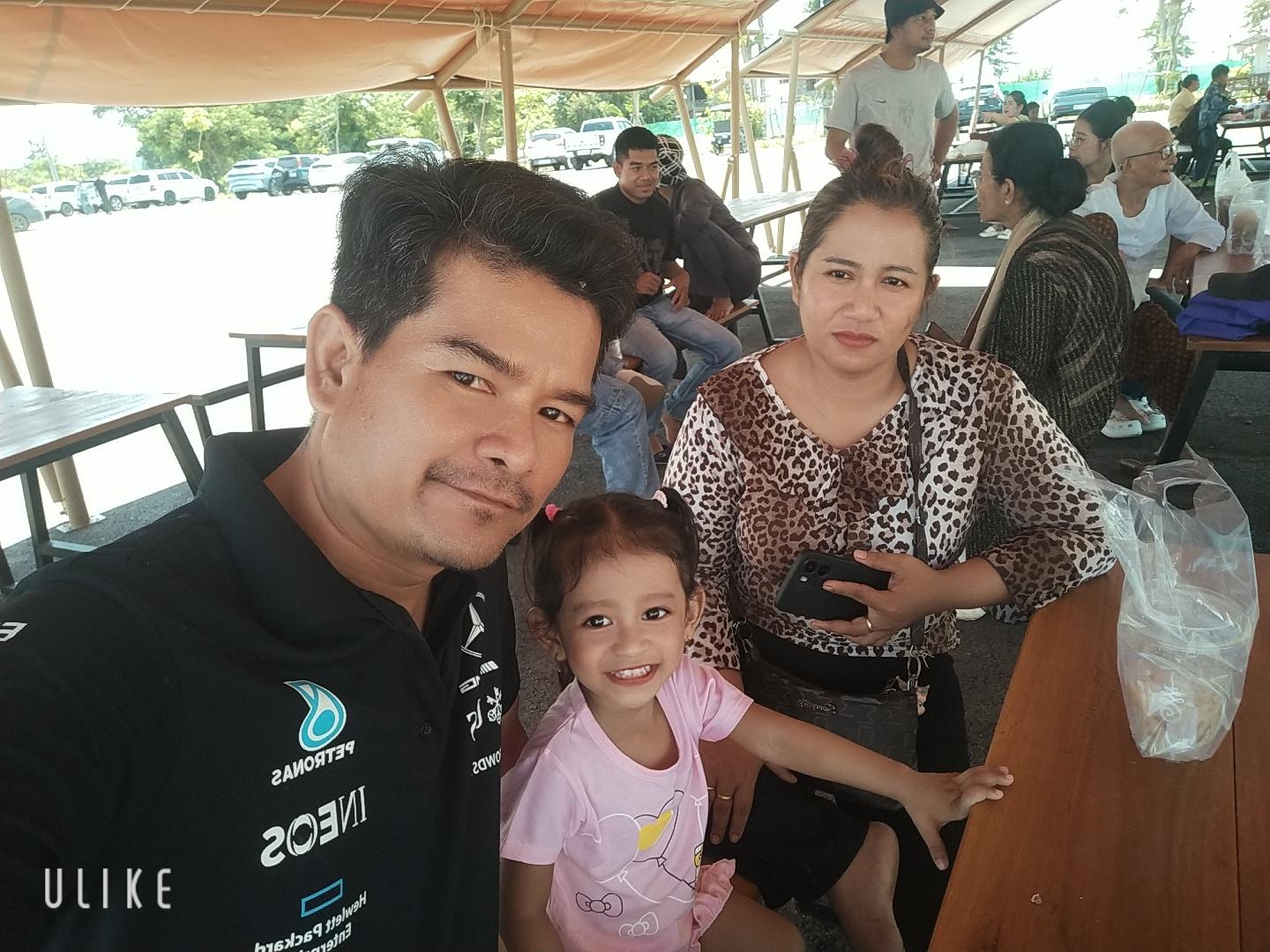 Rithy  Sen