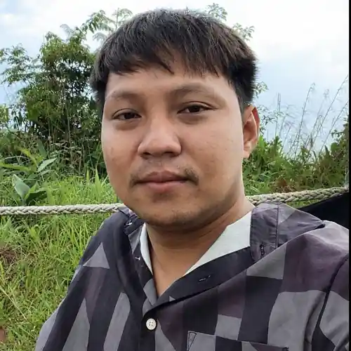 Punlok Long ឡូង ពន្លក