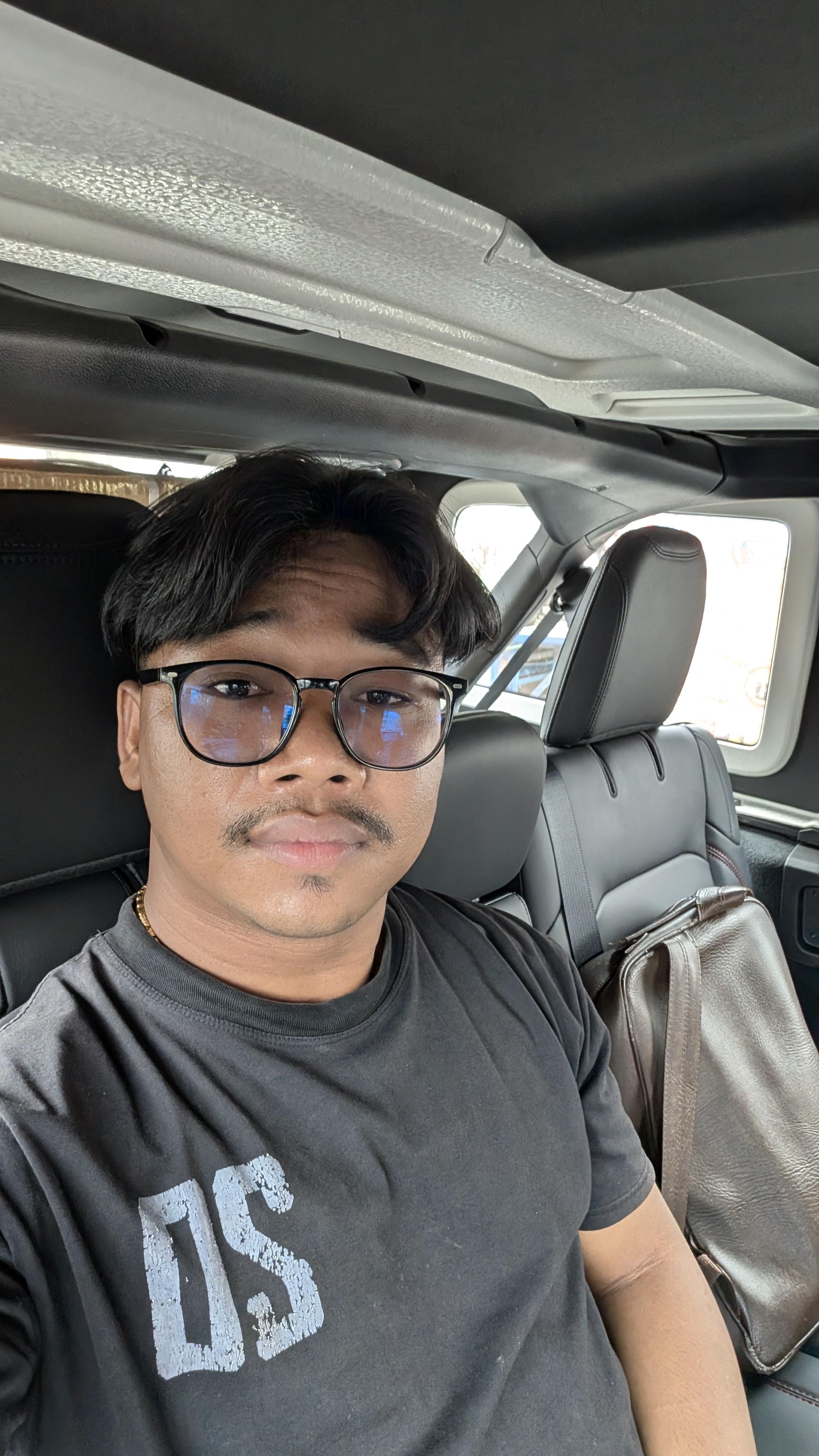 Seangleng Ol