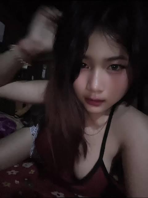 ស្រីស្អាត - Cambodia