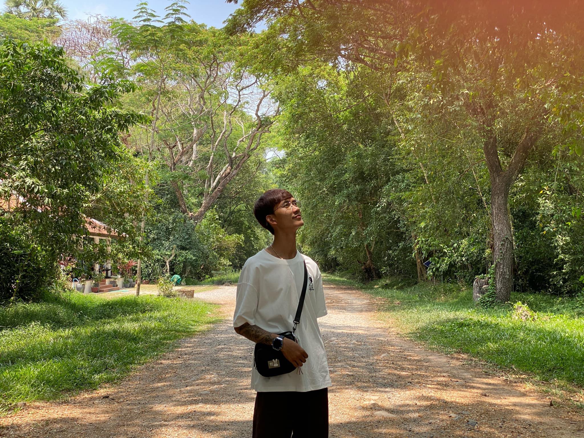 Som  Nang bee