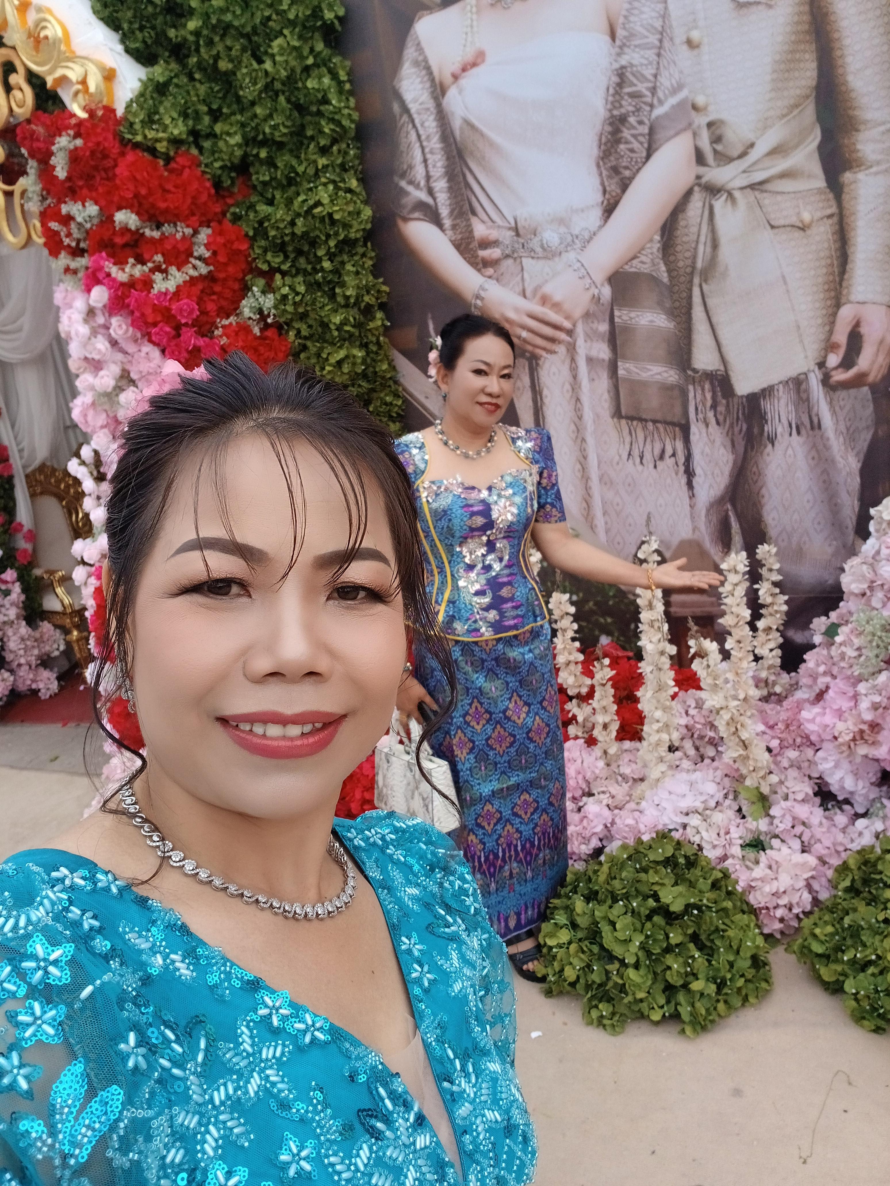 CHHE LEANGENG