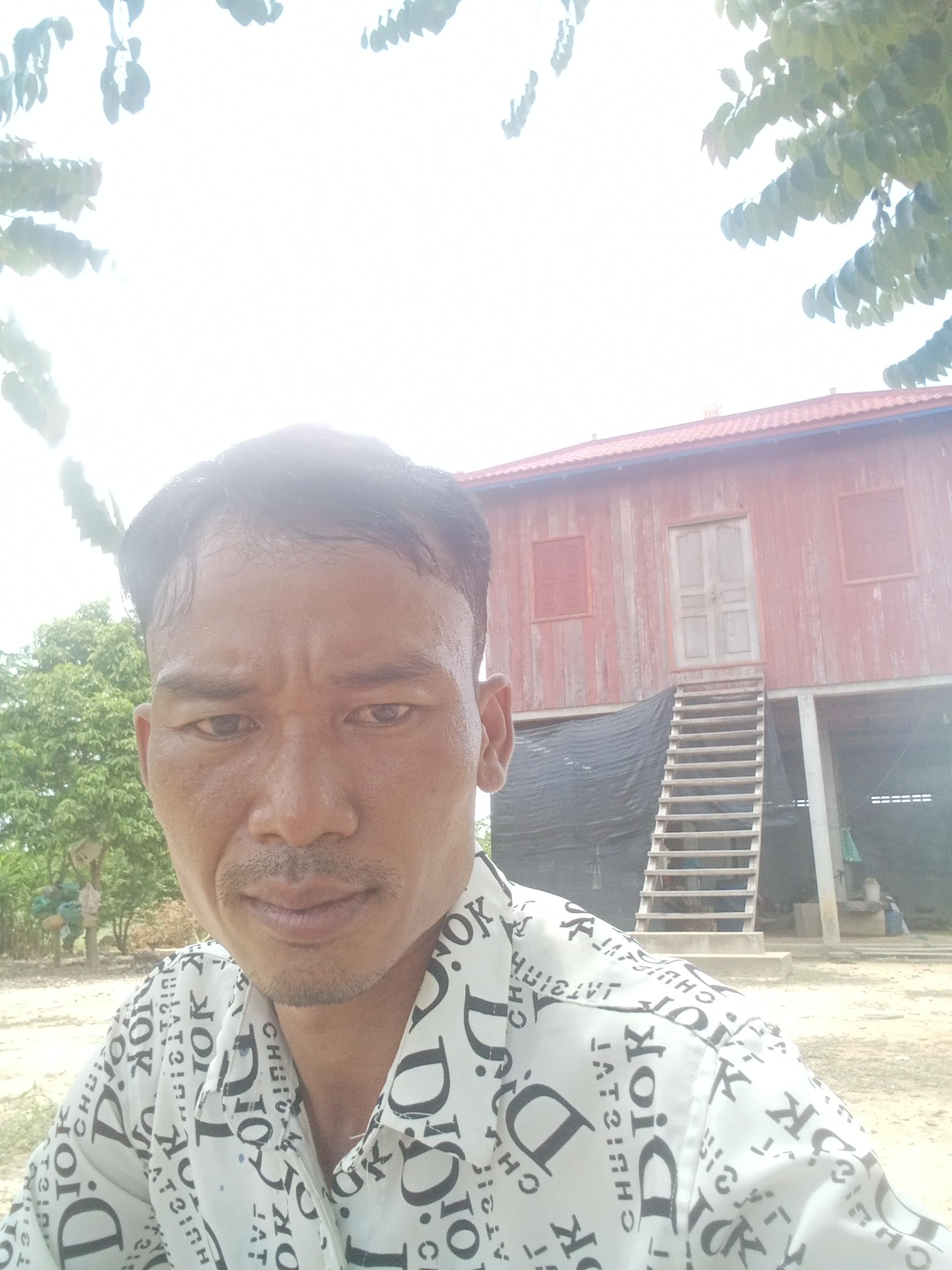 Chhek Ravuth