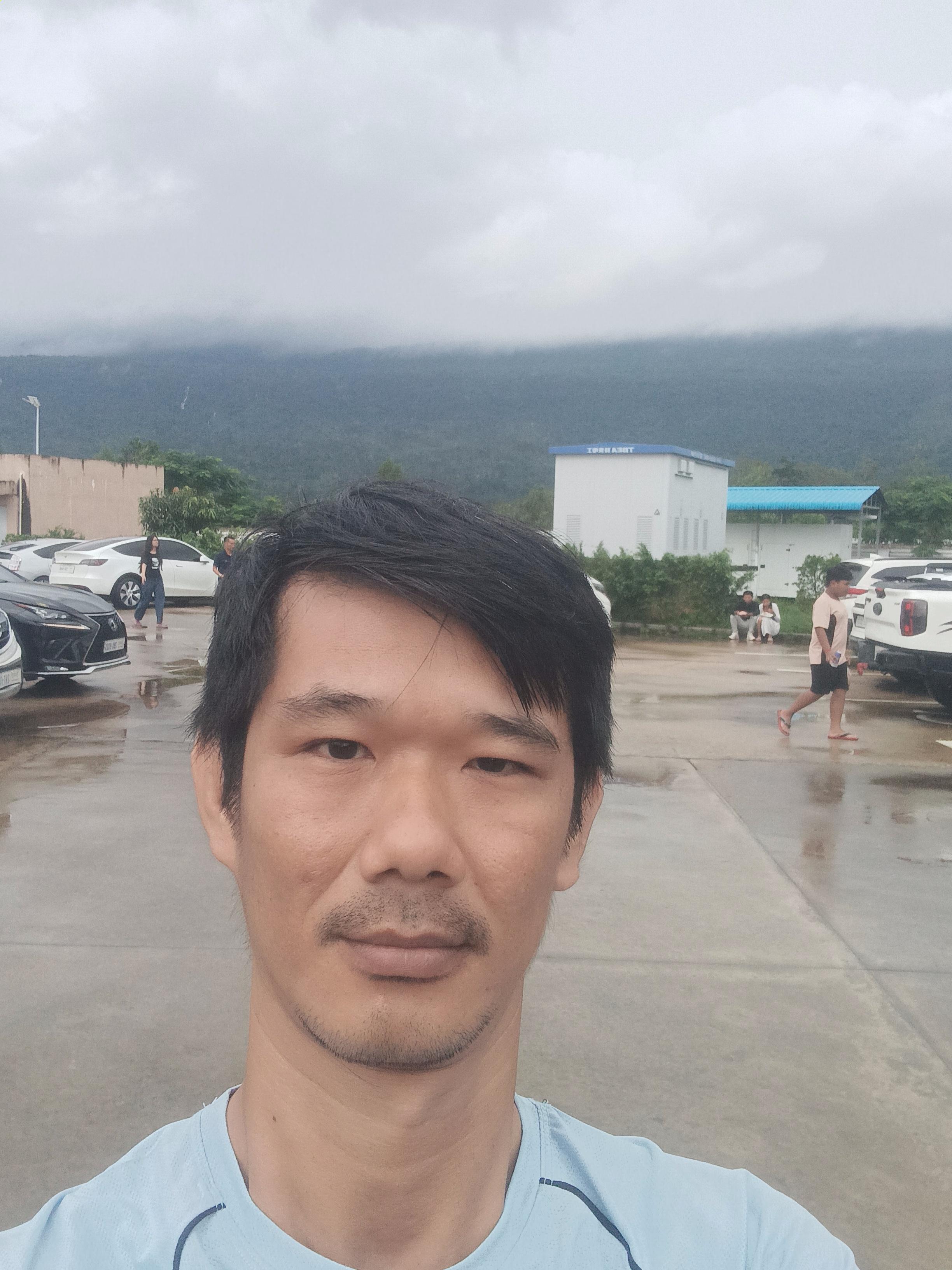 Heng Dara 