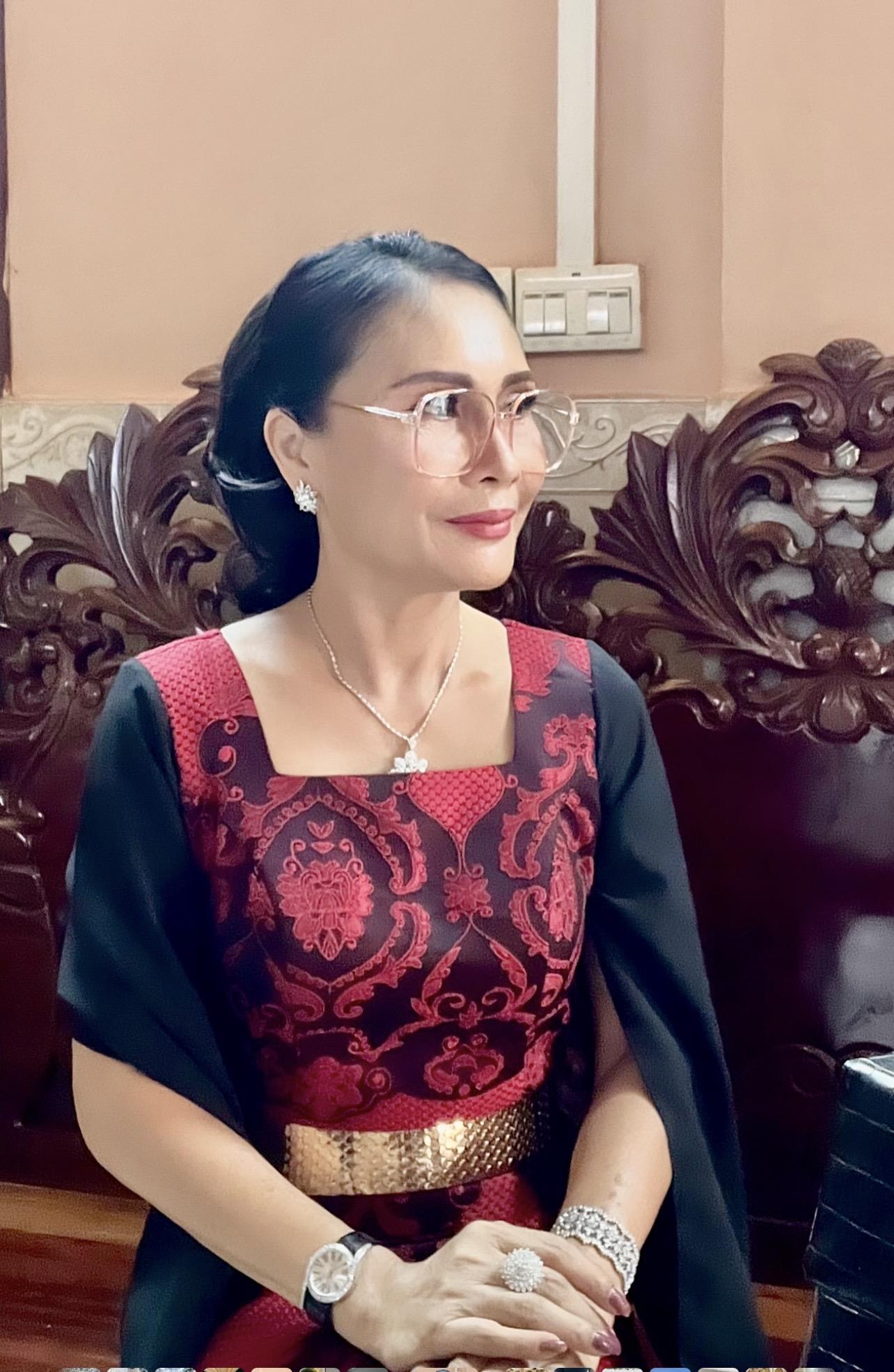 Ngo Sreymom 