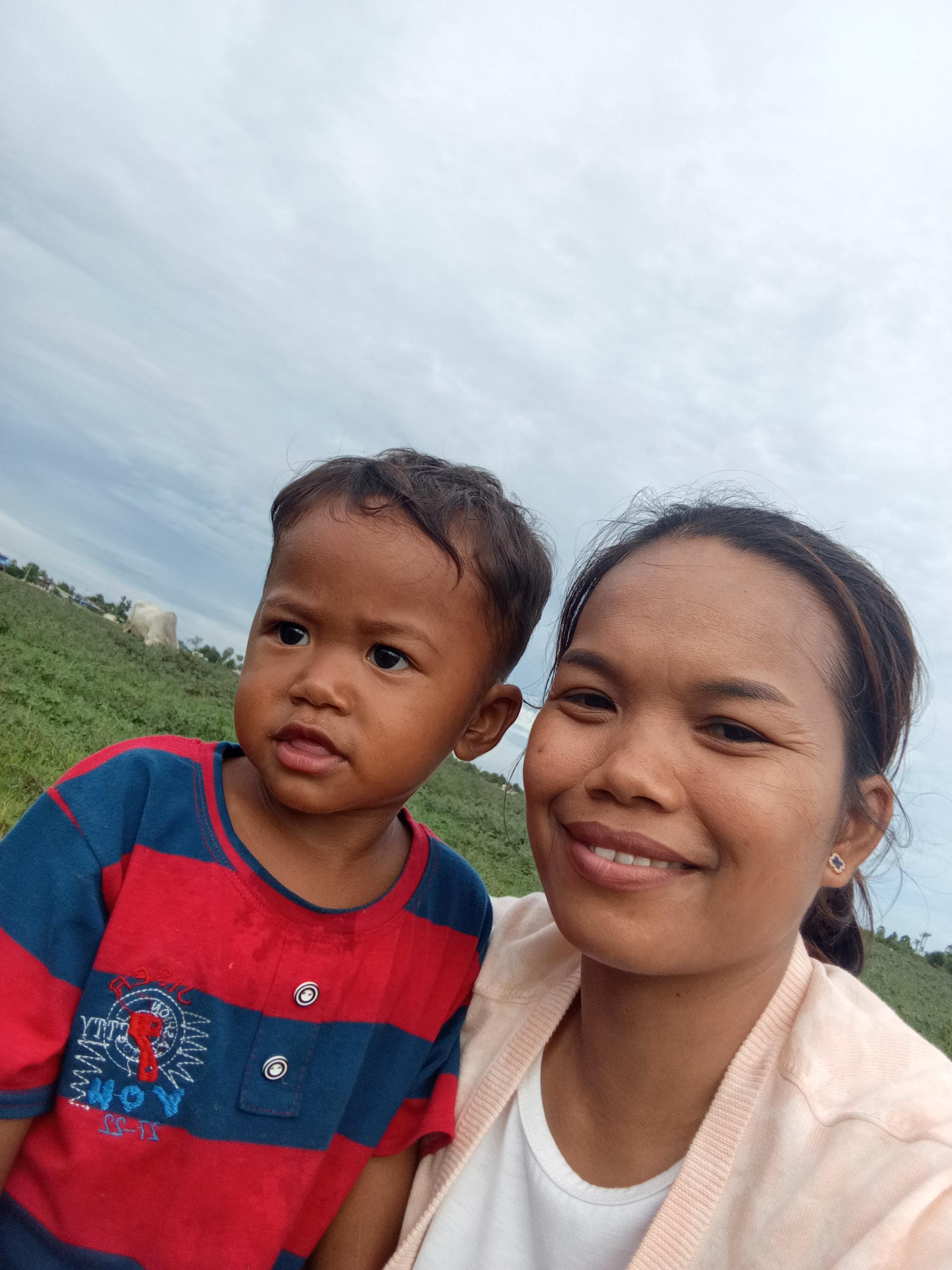 Phorn  Sreyneang 