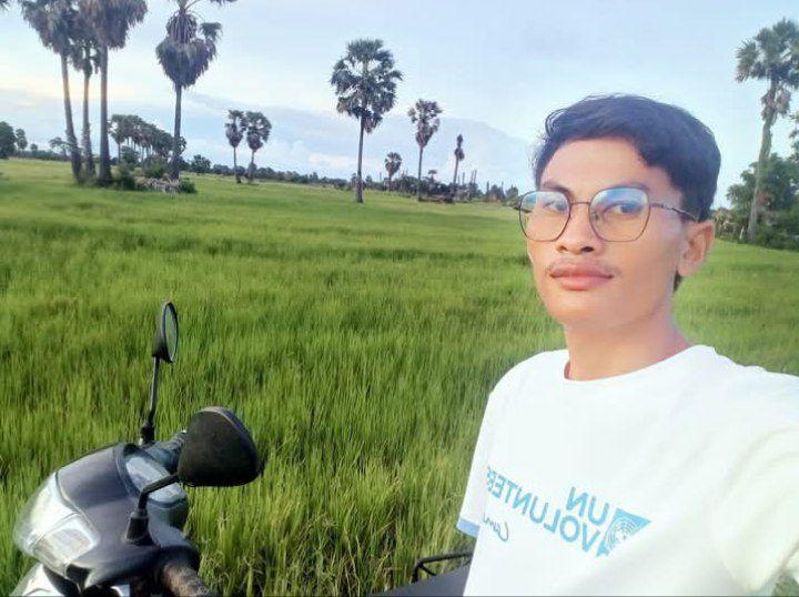 HOEUY OUKHONG