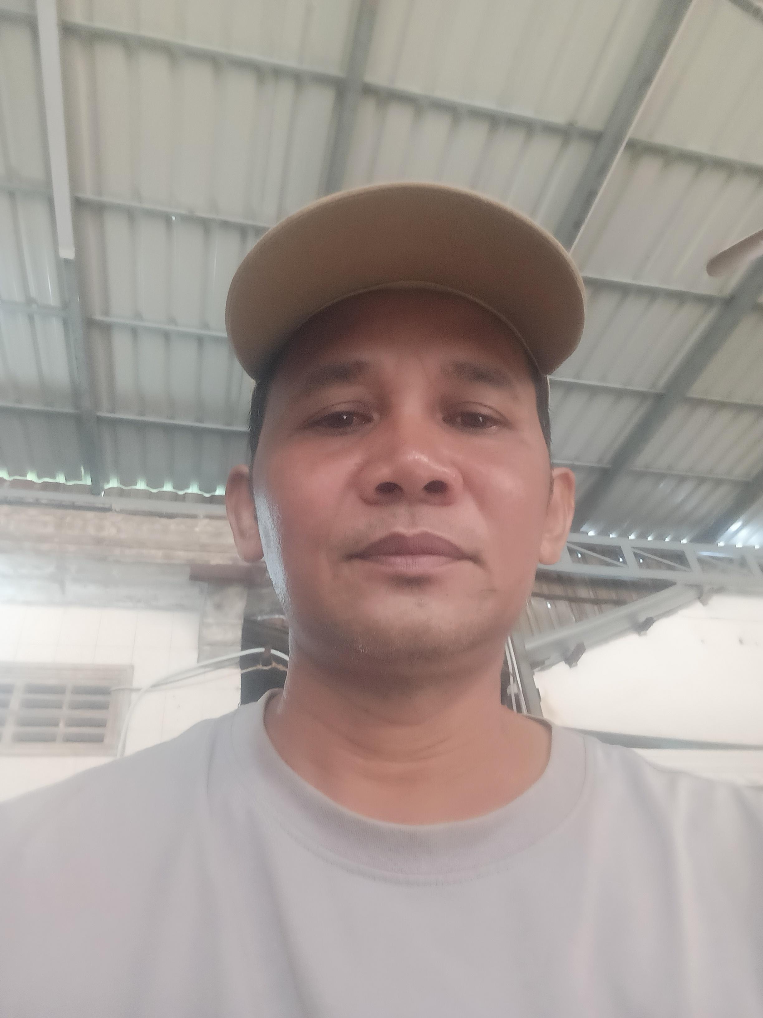 Pov Leng